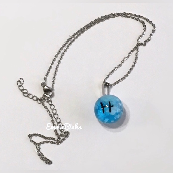 ✨3for$38 New Flying Birds in Sky Dimensional Sphere Pendant Necklace - Picture 3 of 16